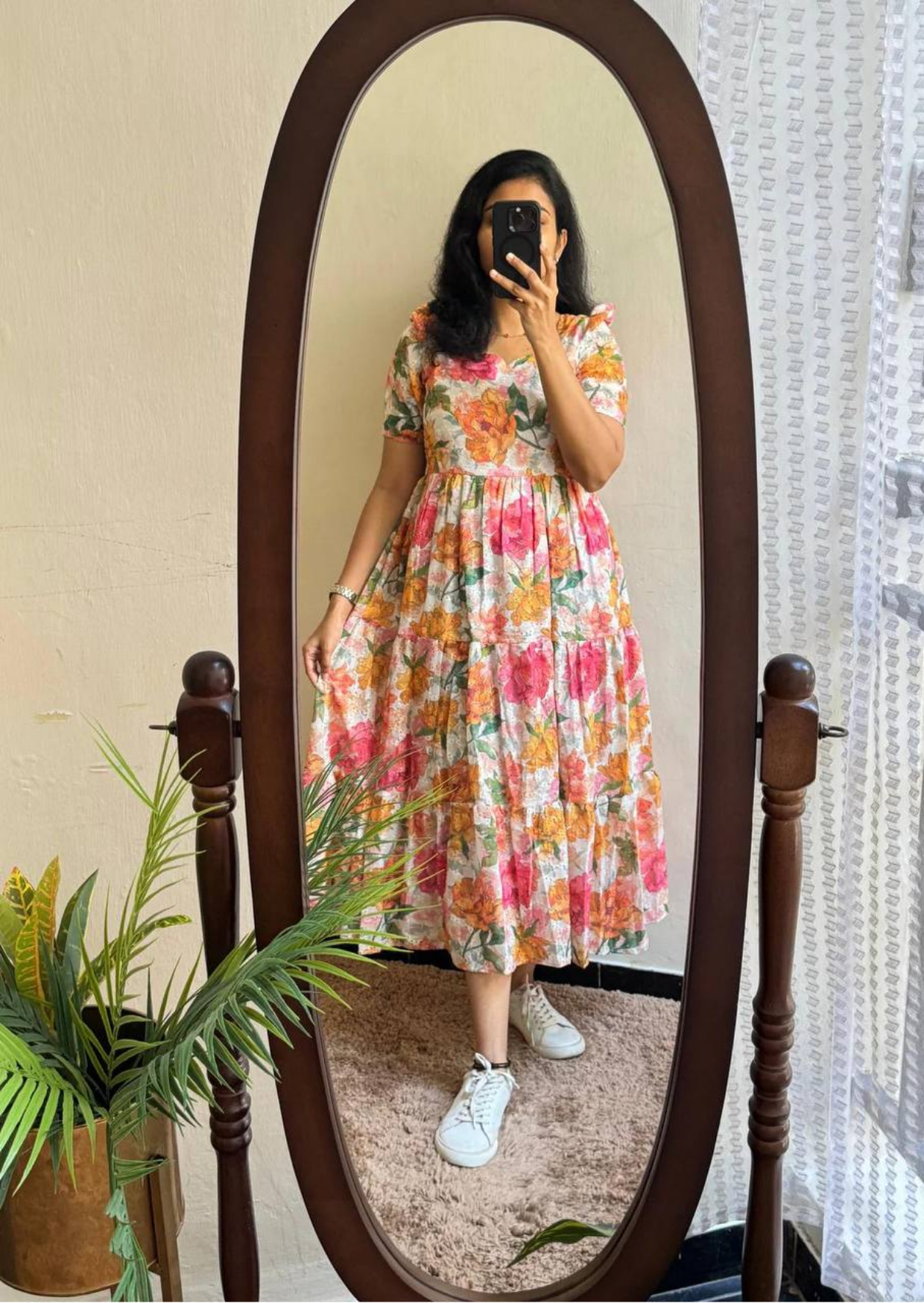 Elegant Textured Floral Football Fabric Midi Dress