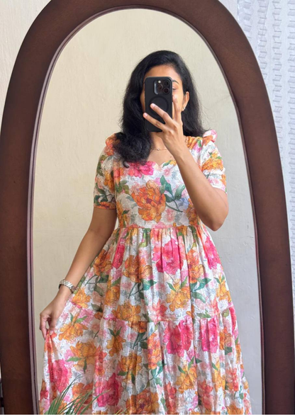 Elegant Textured Floral Football Fabric Midi Dress