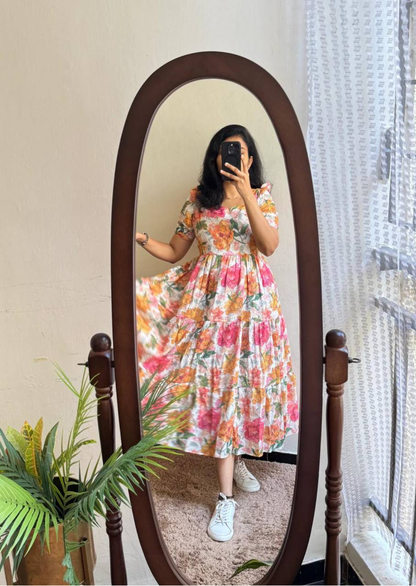 Elegant Textured Floral Football Fabric Midi Dress