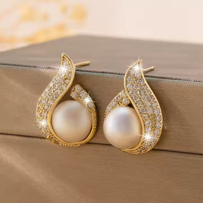 Elegant Teardrop Stud Pearl Earrings-0